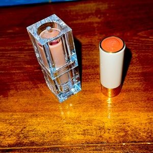 **Bundle** KKW and Too Faced Lipsticks 😘